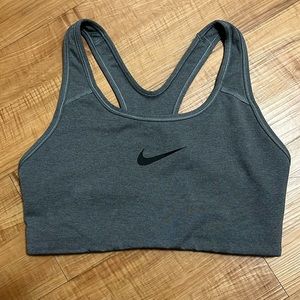 Like new Nike Pro sports bra